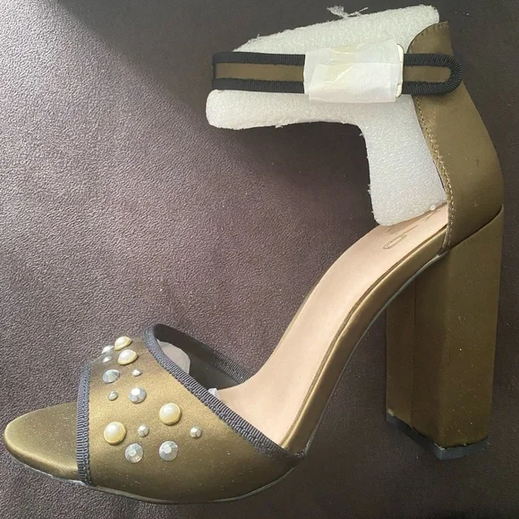 Mix No. 6 Silk Satin Jazmynne Ankle Strap Chunky Block Heel - Picture 4 of 4